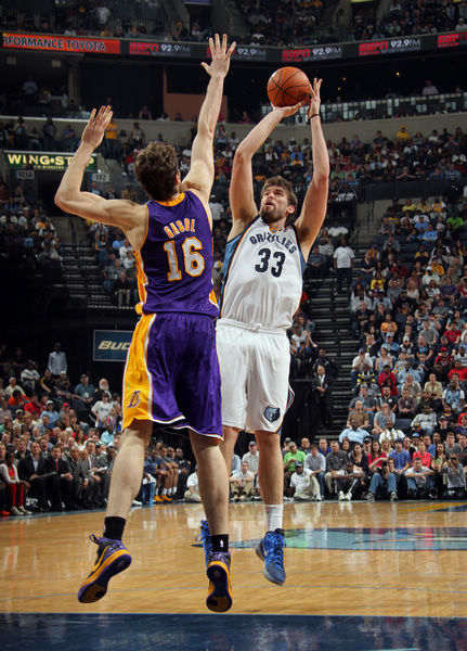 团队精神是 团队精神是